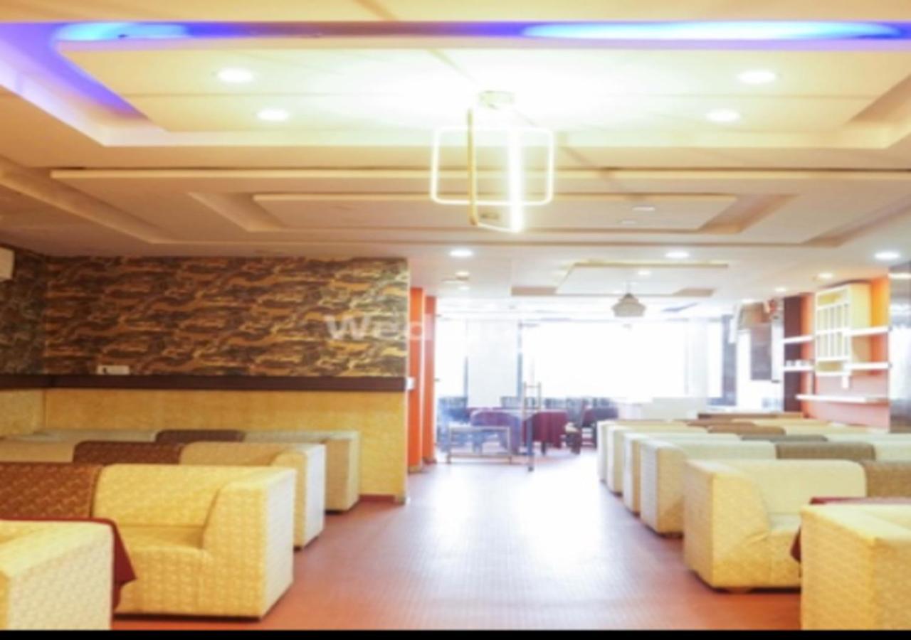Hotel Eurasia Mohali International Airport Zirakpur Екстериор снимка
